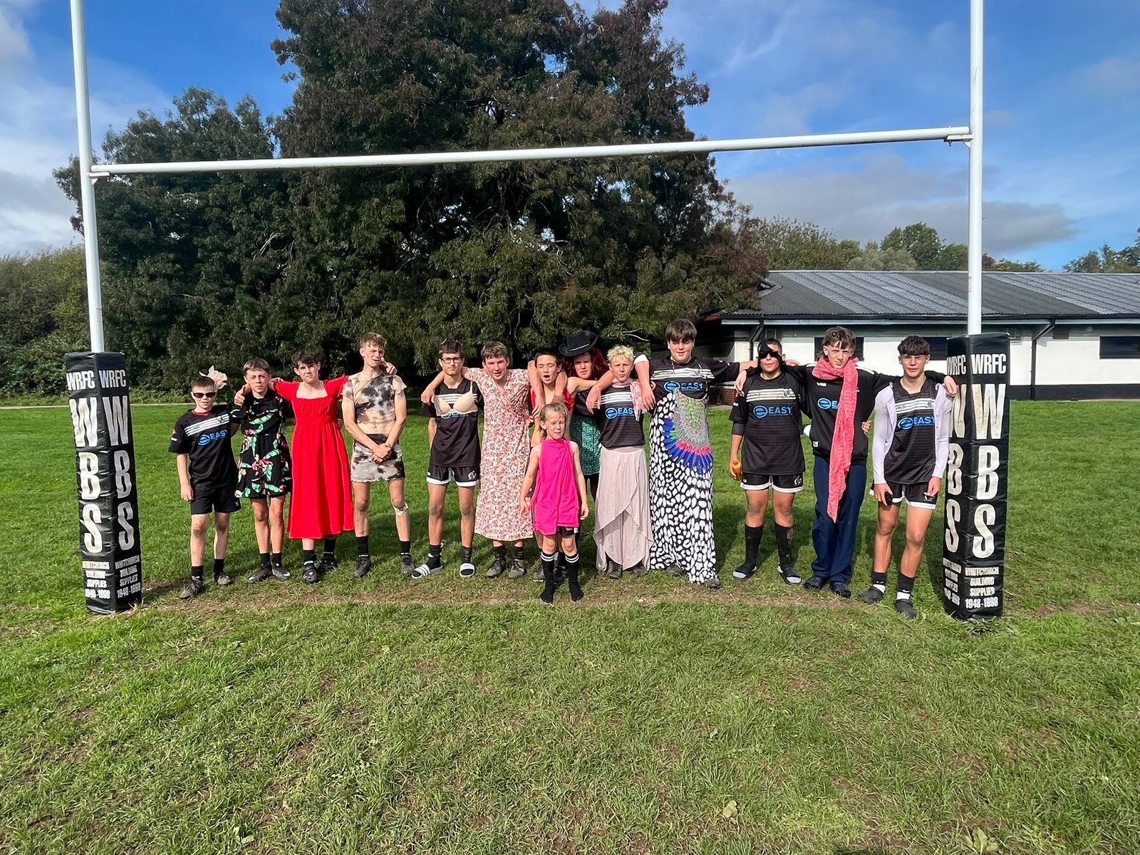 Whitchurch U15s squad in fancy dress for Dummy Club at Hailey Park